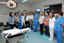 El Hospital de Talavera incluye visitas de acogida a la zona de paritorios para las mujeres que se preparan para el parto